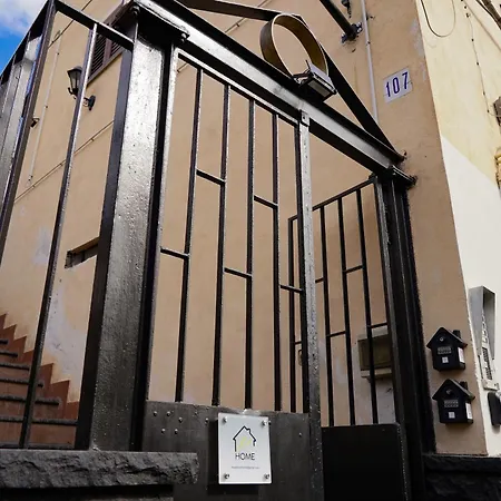 R-home Li Cuti Apartman Catania