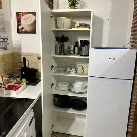 R-home Li Cuti Apartman