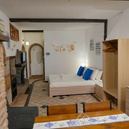 R-home Li Cuti Apartment *