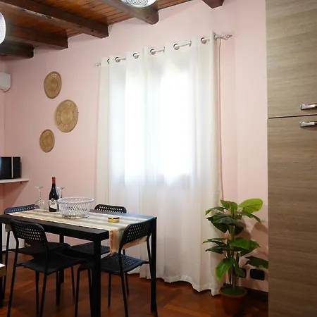 R-home Li Cuti Apartment *